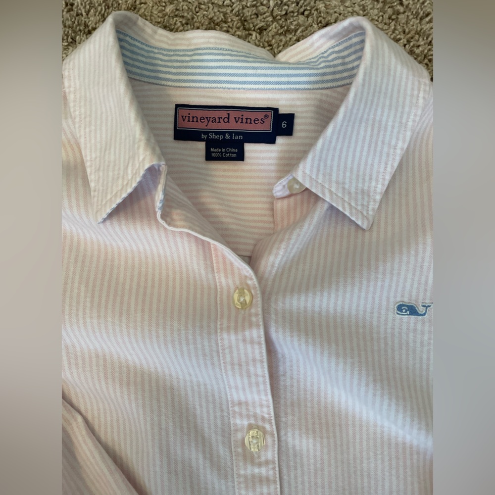 Vineyard Vines Button Down Shirt